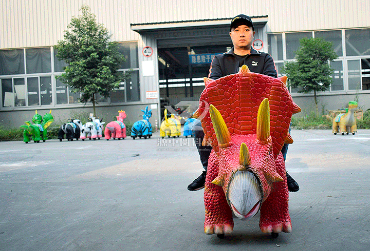 三角龍恐龍車工廠測試